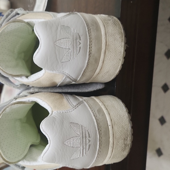 Adidas  ivy park sneakers 👟 💯 leather - Picture 5 of 7